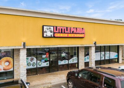 Storefront for Little Panda Chinese Restaurant at the Santa Fe Shopping Center in Weatherford TX