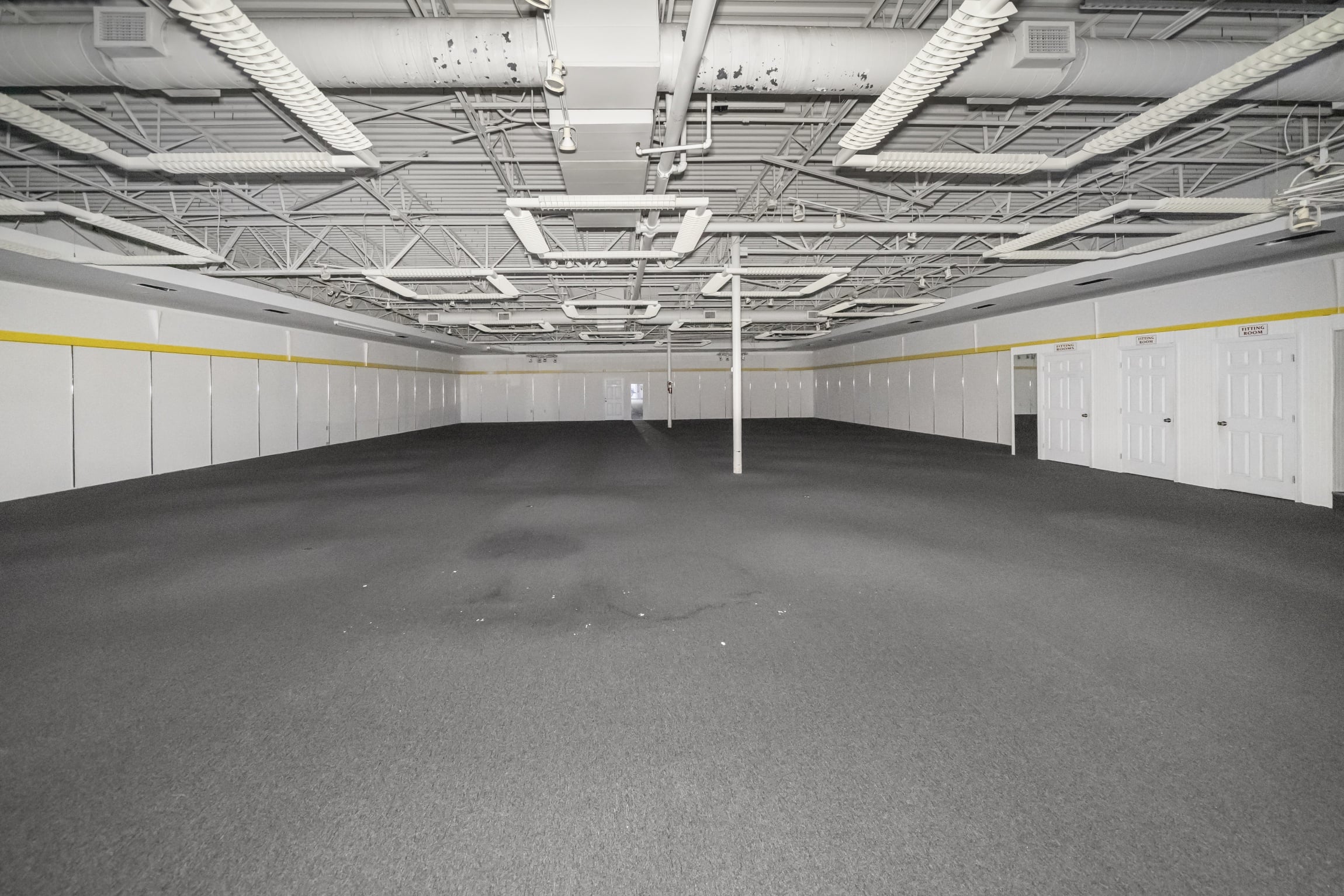 inside of suite 3717, an empty Retail space available for lease