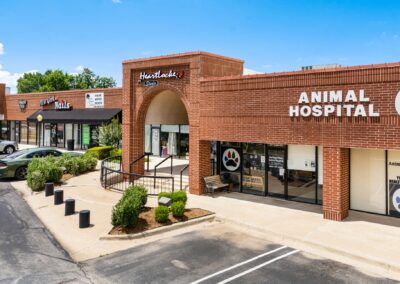 lovely brick facades for Heartlocke Studio and an Animal Hospital at Heritage Plaza in Midwest City OK