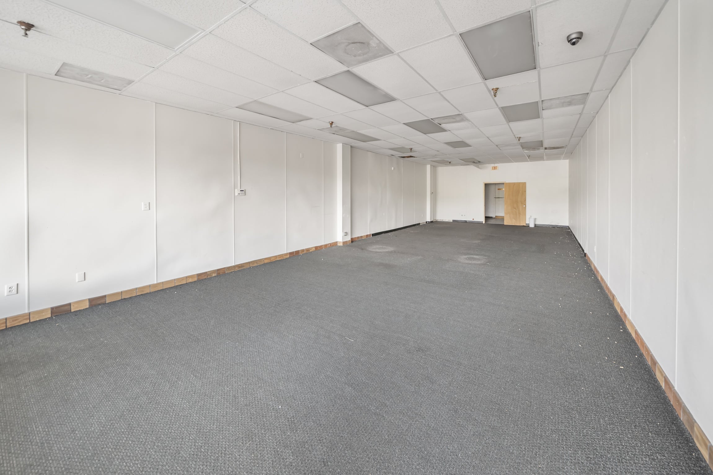 Fostoria Plaza Suite 634 interior