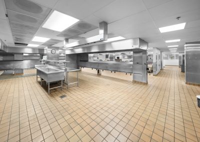 Huge commercial kitchen at the 4 Overlook Point corporate campus, an 850k+ SF Class A Office complex featuring a 26 MW Tier III Capable Data Center and multiple 6 story offices, now available for lease under new ownership!