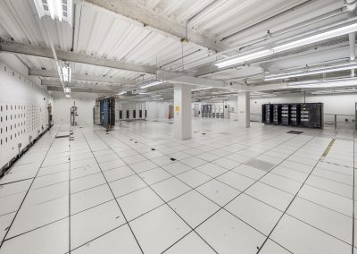 One floor of the Data Center at the 4 Overlook Point corporate campus, an 850k+ SF Class A Office complex featuring a 26 MW Tier III Capable Data Center and multiple 6 story offices, now available for lease under new ownership!