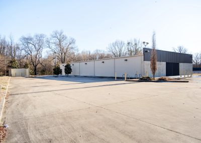 the Freestanding Retail building in southwest Memphis TN now available for lease!